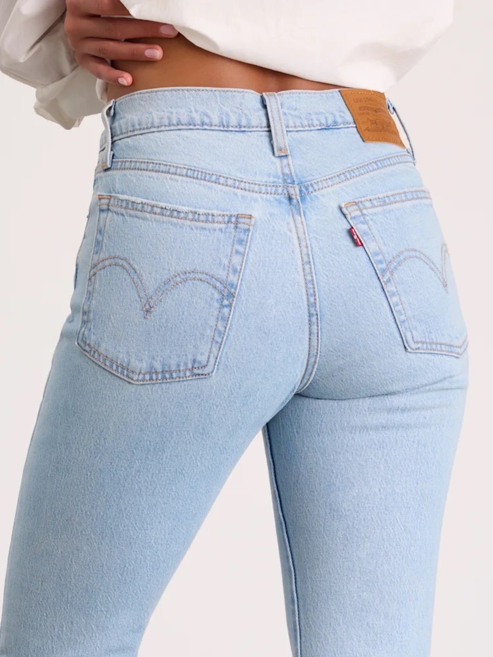 Levi's Light Wash Wedgie High Rise Skinny Jeans Size 25
